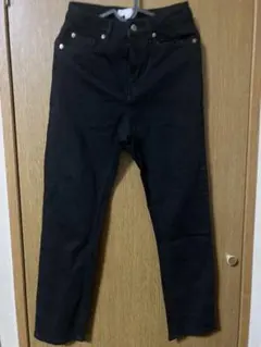 新品同様！H&M/ブラックのスキニーパンツ/Mサイズ