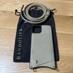 BANDOLIER スマホケース ショルダーストラップ付き　iPhone13