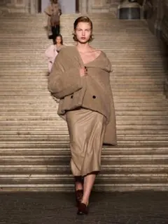 MAXMARA 新品未使用[カンブーサ] カシミヤ テディベア ショート コート