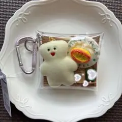 【SALE5月4日まで】【mojojojo】ガチャ詰めポーチ　カフェ風　くま