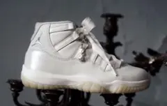 Jordan 11 "Grand Finale/Pearl"のサムネイル