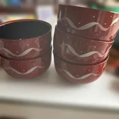 YUMI KATSURAの、お椀5個、落ち着いた、赤色漆器のサムネイル