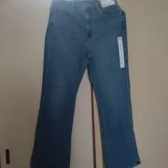 スリムフレアジーンズ