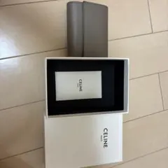 折りたたみ財布　セリーヌのサムネイル
