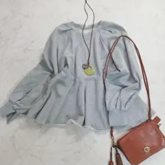 極美品　シーナリー　ペプラム　スウェット　トレーナー　グレーのサムネイル