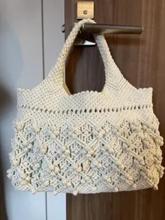 Item thumbnail for item d8d0b3cd-ce3c-43c1-93eb-ce5e0565358f