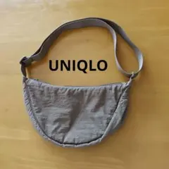 UNIQLO 軽量 ナイロン ショルダーバッグ ベージュのサムネイル