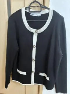 Zara ブラックカーディガン