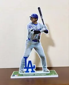 大谷翔平 3D アクスタ 2025MVP記念 ドジャース 二刀流 サイン付 - メルカリ