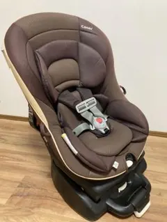 Combi チャイルドシート Zeus turnのサムネイル