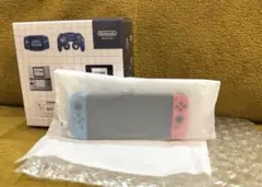ニンテンドーミュージアム　ゲームハードキーホルダーコレクション　Switchのサムネイル