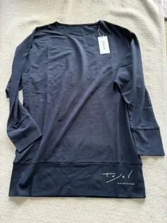 tejas 紺色長袖　新品タグ付き　ヨガウェア