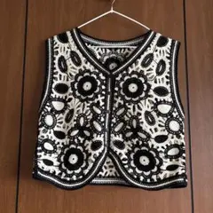 花柄ニットベスト