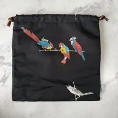 2025年最新】LOEWE パウラズイビザ ドローストリングポーチの人気