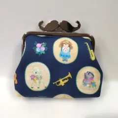 ハンドメイドがま口小銭入れ ユキエモン ルームメイト柄ブラック