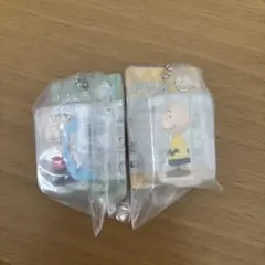 PEANUTSパッケージミニチュアコレクション　ガチャ　スヌーピー　チャーリー