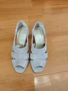 missy des missy シルバー オープントゥ 中ヒールパンプスのサムネイル
