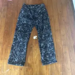Xlargeのデニムパンツ