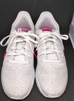 adidas B96485 　レディースシューズ 23.5cm