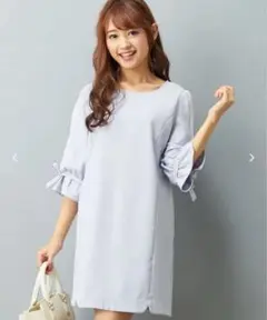 【新品】アラマンダ　袖異素材使いサックワンピース 38 サックス　定価6,490