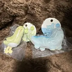 すみっコぐらし　ぶらさげマスコットバッジ　ぺんぎん進化D とかげ進化D