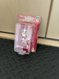 Disney デイジークリスマスオーナメント 2025