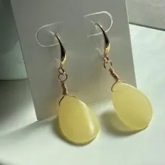 Item thumbnail for item 28af9c09-1cdb-4ecc-9bf0-25541e93ce69