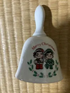 ペコちゃん ポコちゃん クリスマス 陶器製 ベルのサムネイル