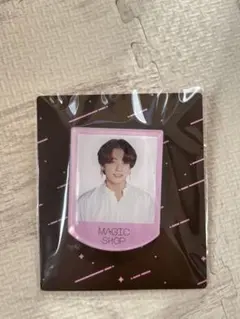 BTS ジョングク MAGICSHOP アクリルバッジ