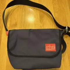 Manhattan Portage メッセンジャーバッグ ネイビーのサムネイル