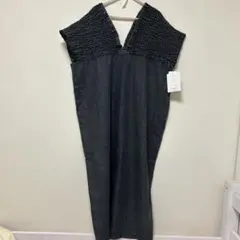 【新品】しまむらデニムシャーリングワンピース 3L 中黒　ブラック　大きいサイズ