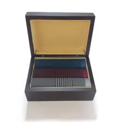 Item thumbnail for item feec6efa-a33d-46e8-ba23-e56d613fc309