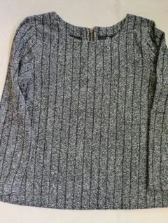 黒と白のストライプ Mサイズ 長袖トップス