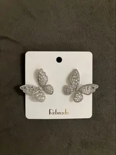 2025年最新】Adoピアスの人気アイテム - メルカリ