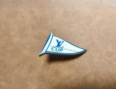 ブローチ
