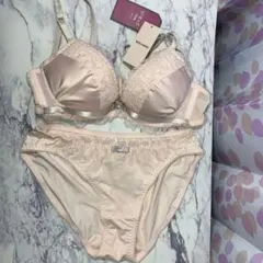 tutuanna ドキッとbra マジカルレースブラ&ショーツセット C70