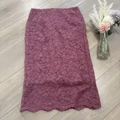 大人気　GU 花柄レース　タイトスカート