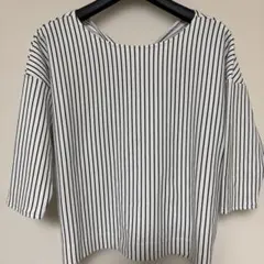 ストライプ柄五分袖トップス　アズールバイマウジー