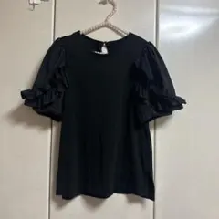 肩ボリュームフリル♡カットソーのサムネイル