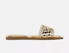 ZARAスタッズ付き クリア フラットサンダル ベージュのサムネイル