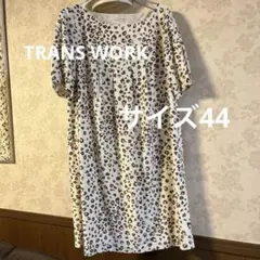 美品　大きいサイズ44 トランスワーク　ゆったりチュニックのサムネイル