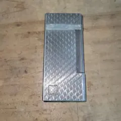90976131_3