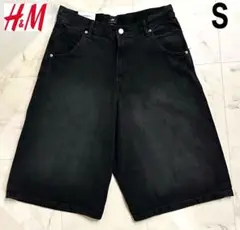 新品 H&M スーパーバギーデニム ショートパンツ ブラック Sサイズ W29