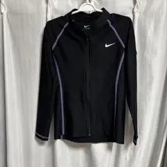 Nike ラッシュガード ブラック 130 xsサイズ