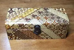 Item thumbnail for item 3c830a81-9632-4ce5-aee8-c3573c7ab1fb