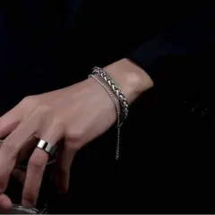 2連チェーン ブレスレット シルバー メタリック 重ね付け風 ストリート Y2Kのサムネイル