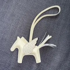 2026年最新】エルメス ペガサス クロコの人気アイテム - メルカリ