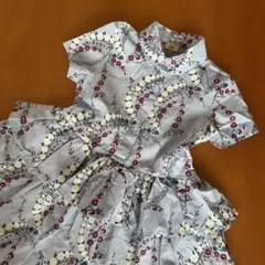 FENDI キッズ　花柄ワンピースのサムネイル