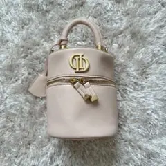 Item thumbnail for item d581c7a8-773f-4ec3-bfc4-e99841f355cf