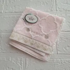 TOCCA　ピンク タオルハンカチ